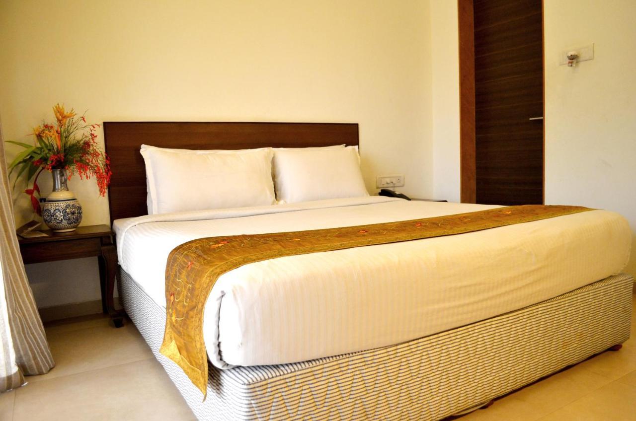 Manas Resort With Petting Zoo, Igatpuri Zewnętrze zdjęcie