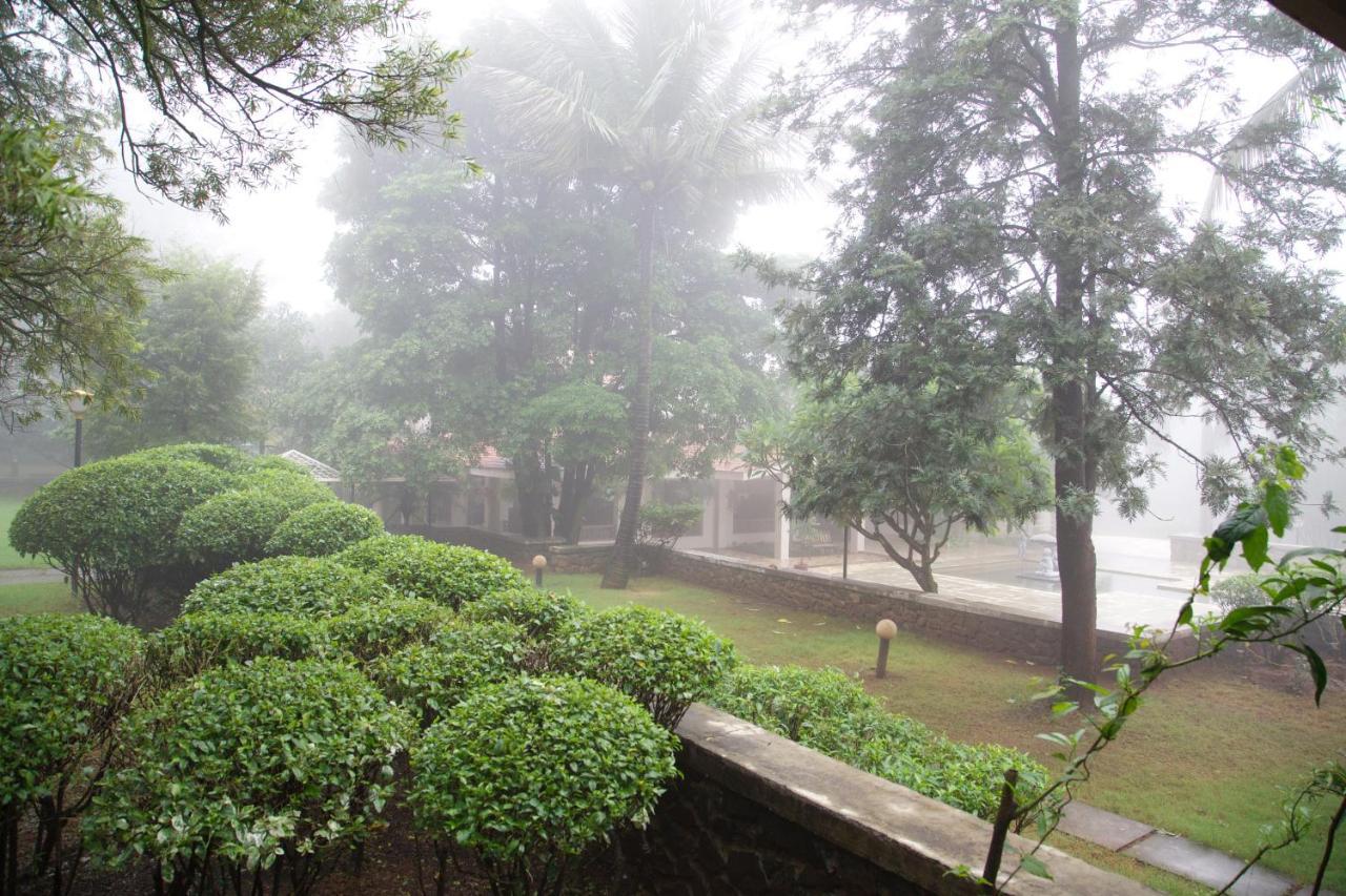 Manas Resort With Petting Zoo, Igatpuri Zewnętrze zdjęcie